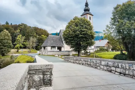 Slovenian motorways – fast and safe travel made easy