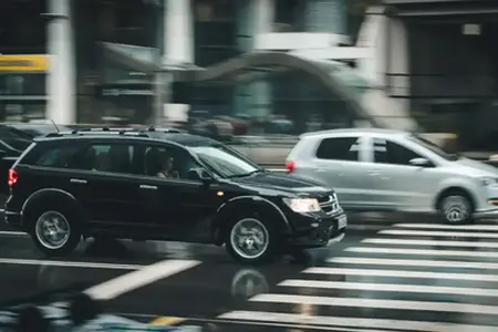 Het rijden op de snelwegen in Tsjechië en de aankoop van de tolvignet.