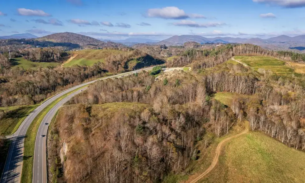 Trente kilomètres d'autoroute : ŘSD promet d'ouvrir le tronçon sud de l'M3 avant Noël.